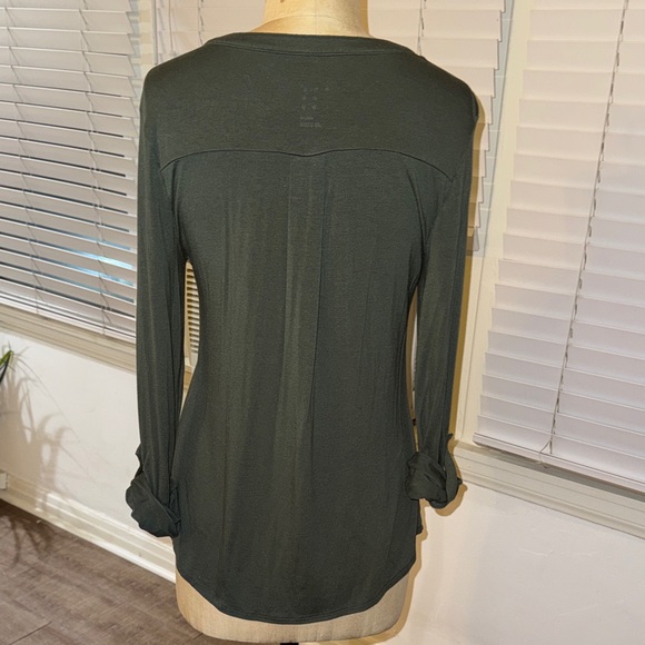 A New Day V-Neck Henley Top M with Long, Roll-Tab Sleeves - Olive Green - Picture 3 of 5